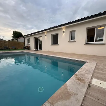 Villa Superbe Familiale Avec Piscine Et Ambares-et-Lagrave